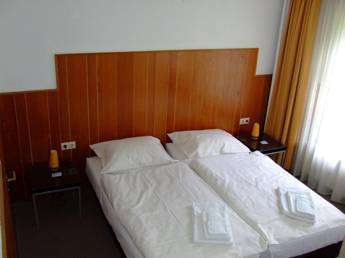 Hotel Musschenberg Beek-Ubbergen Zimmer foto